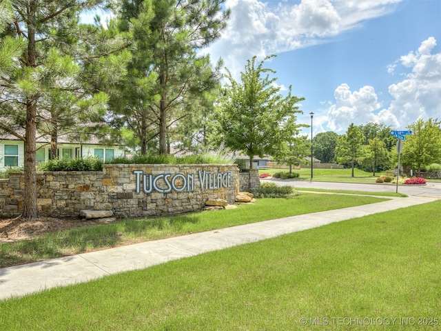 2008 E Union St, Broken Arrow, OK 74011 - community sign with a yard