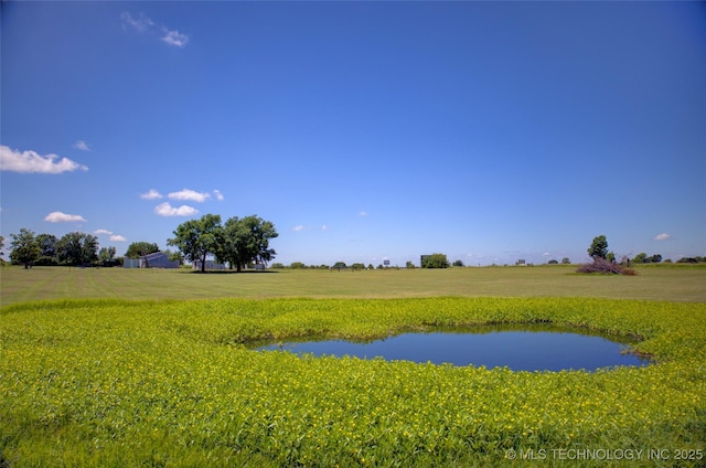 9449 S 74th St W, Oktaha, OK 74450 - view of property's community featuring a water view and a lawn