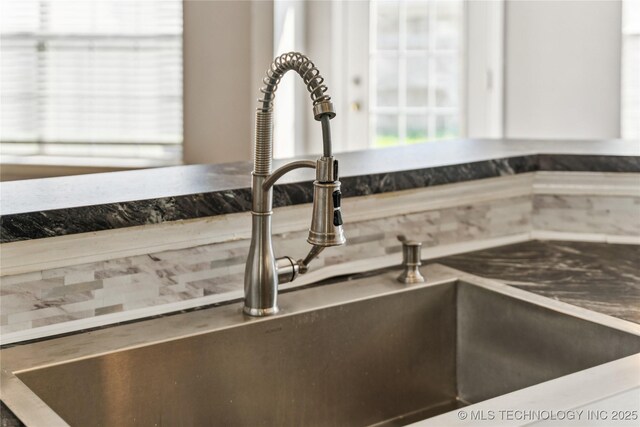 4728 S 196th Ave E, Broken Arrow, OK 74014 - kitchen view of decorative backsplash and dark countertops