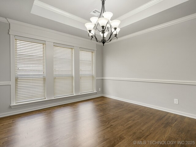 3712 W 107th Ct, Jenks, OK 74037 - unfurnished room featuring a chandelier, dark wood-type flooring, a tray ceiling, and ornamental molding