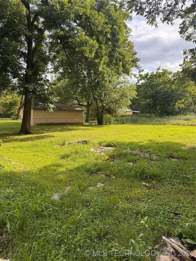 119 N Gray St, Chouteau, OK 74337 - photo 15