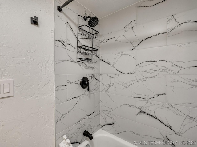 11 Port Duncan, Afton, OK 74331 - full bathroom featuring shower / bathtub combination