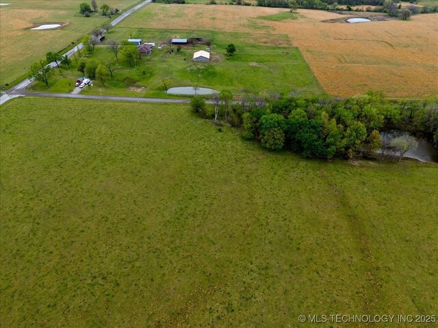 02 E 210th Rd, Vinita, OK 74301