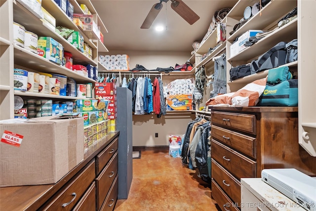 13380 S Garrett St, Sapulpa, OK 74066 - walk in closet featuring ceiling fan