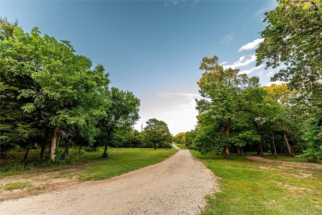 348550 E Parkside Dr, Pawnee, OK 74058 - view of road
