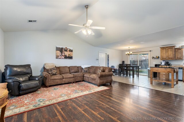 807 E 7th St, Grove, OK 74344 - photo 12
