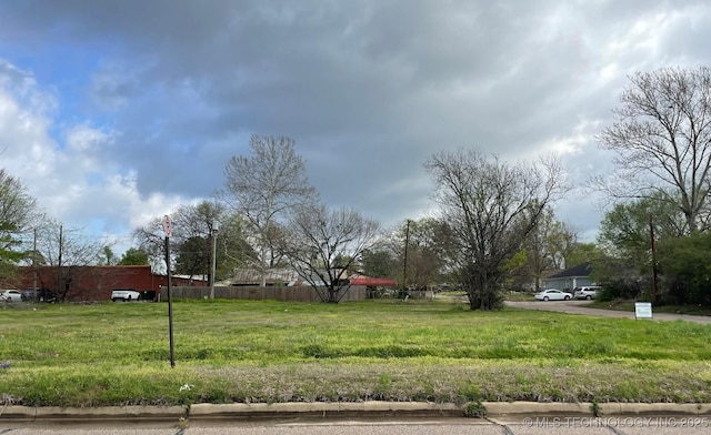 501 N 14th Ave, Durant, OK 74701