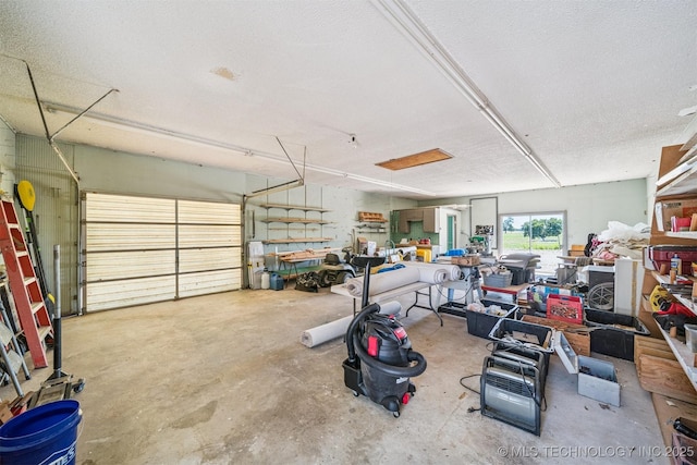 69125 E 252nd Rd, Wyandotte, OK 74370 - view of garage