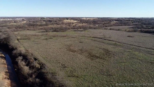 001 Royal Oaks Rd, Pauls Valley, OK 73075