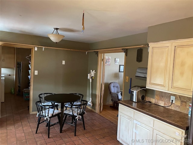 2509 Canterbury Ave, Muskogee, OK 74403 - dining room with baseboards