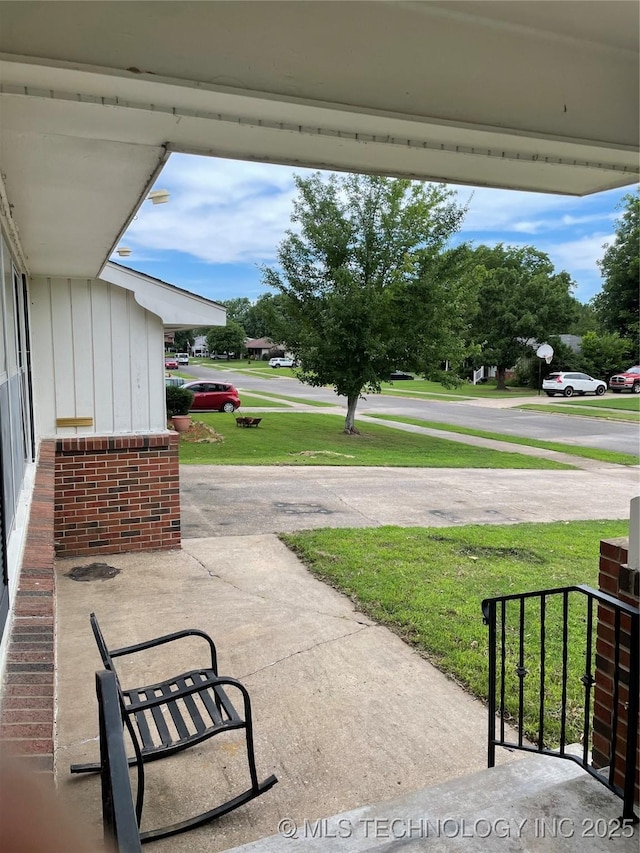2509 Canterbury Ave, Muskogee, OK 74403 - view of patio