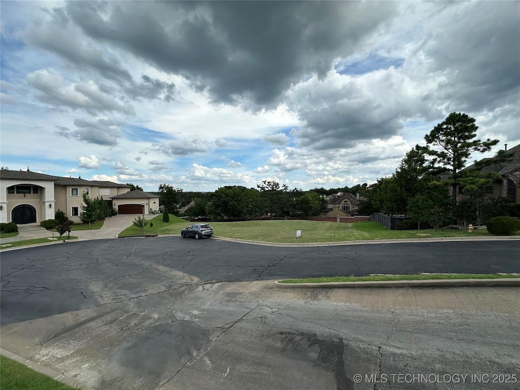 E 85th Ct, Tulsa, OK 74137 - photo 1