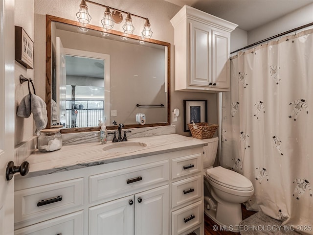 20853 S 81st Ave W, Mounds, OK 74047 - bathroom featuring vanity and curtained shower