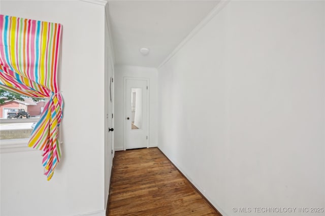 503 N Prairie Ave, Okmulgee, OK 74447 - hall featuring wood finished floors and ornamental molding