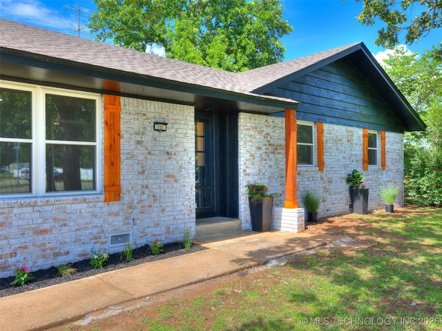 701 W 41st St, Sand Springs, OK 74063 - view of front facade with roof with shingles and brick siding