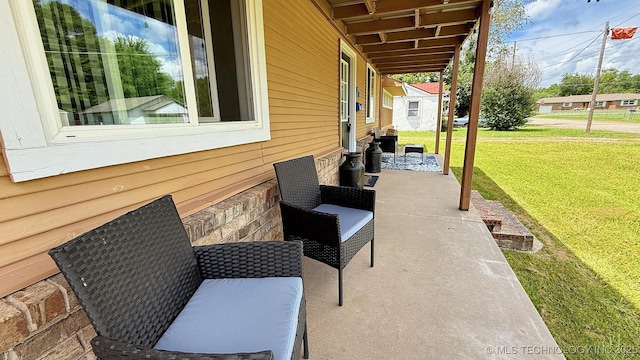 102 N Ash Ave, Tahlequah, OK 74464 - view of patio