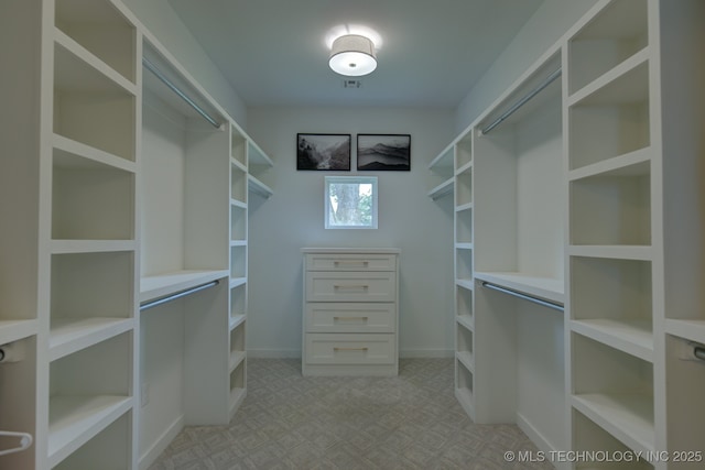 6684 E 128th St S, Bixby, OK 74008 - walk in closet featuring light floors