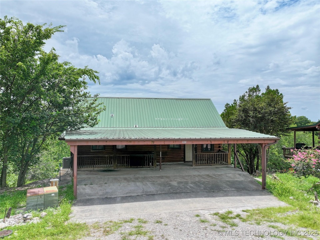 115 Ridge Rdg, Sulphur, OK 73086 - garage featuring dirt driveway