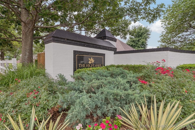 7440 E Indianola St, Broken Arrow, OK 74014 - view of community sign