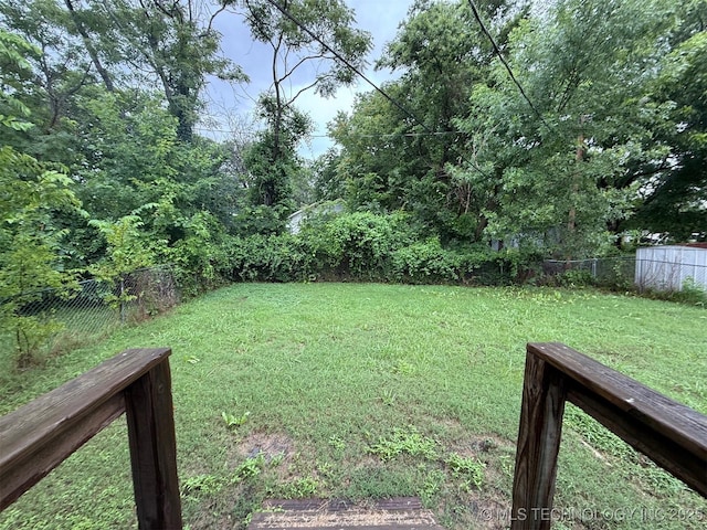 904 W Corporation St, Henryetta, OK 74437 - view of fenced backyard