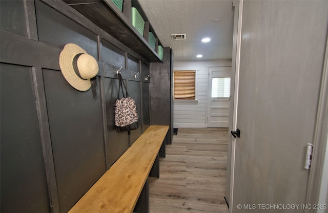 1424 E Okmulgee St, Muskogee, OK 74403 - mudroom with light wood-type flooring and recessed lighting