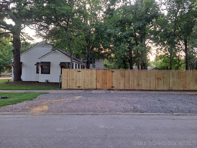 1424 E Okmulgee St, Muskogee, OK 74403 - photo 30