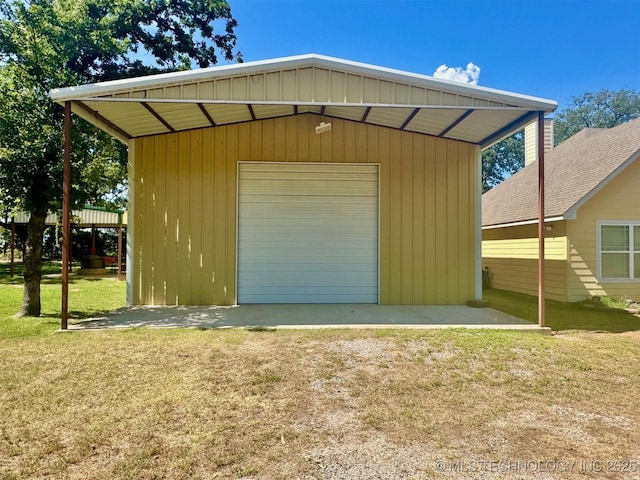1908 Rhynes-Childress Loop, Kingston, OK 73439 - garage featuring a detached garage and driveway