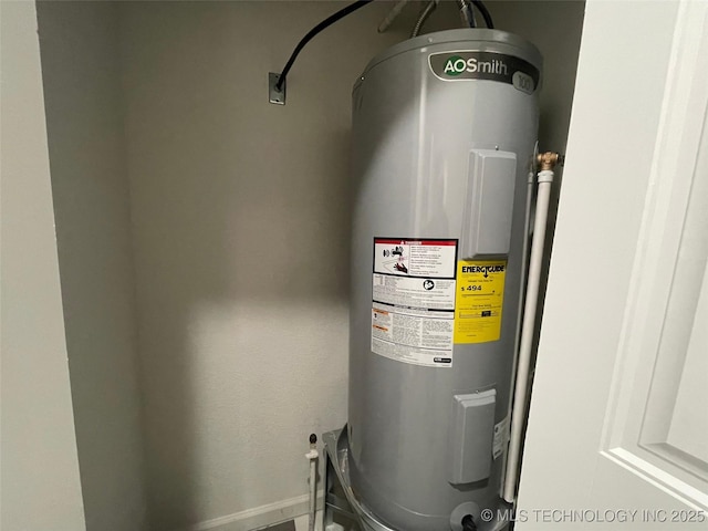 23308 W 171st St, Kellyville, OK 74039 - utility room featuring water heater