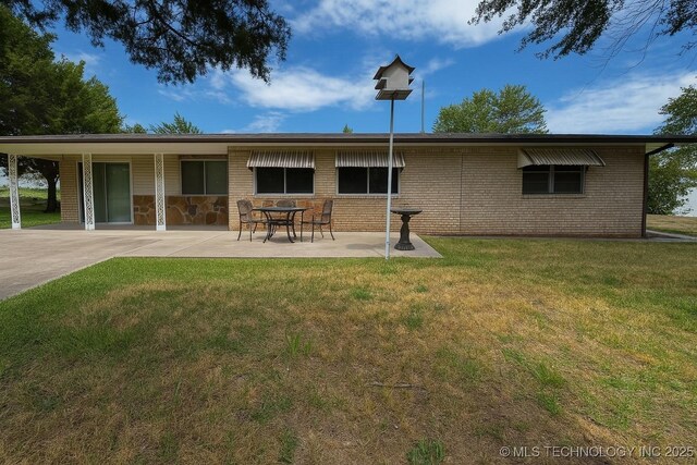 208 S Lawanda Ave, Atoka, OK 74525 - photo 1
