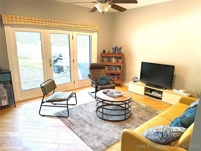 2501 Cherokee Hills Pl, Bartlesville, OK 74006 - living area featuring a ceiling fan and wood finished floors