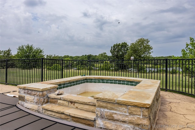 609 Lakeshore Dr, Durant, OK 74701 - view of swimming pool featuring an in-ground hot tub