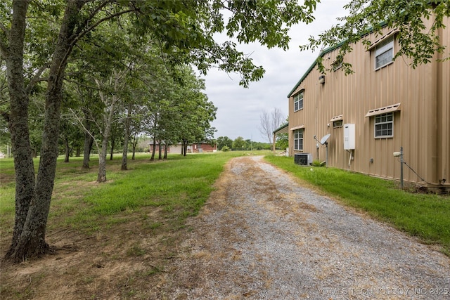 609 Lakeshore Dr, Durant, OK 74701 - view of dirt / gravel driveway