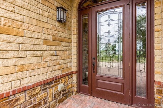 609 Lakeshore Dr, Durant, OK 74701 - property entrance featuring french doors