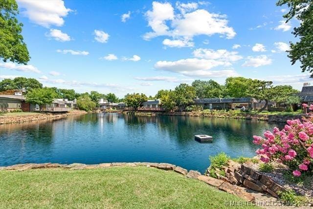 32 SE Shadowlake Dr Unit 32, Bartlesville, OK 74006 - water view