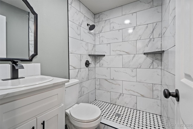 202 N Creek, Dewey, OK 74029 - bathroom featuring a tile shower and vanity