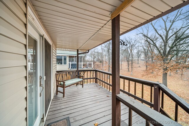 2219 Hart Cove Dr, Grove, OK 74344 - view of wooden deck