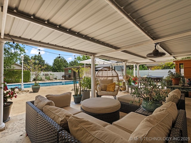 105 Quail Creek Ln, Skiatook, OK 74070 - fenced backyard featuring outdoor lounge area and a patio