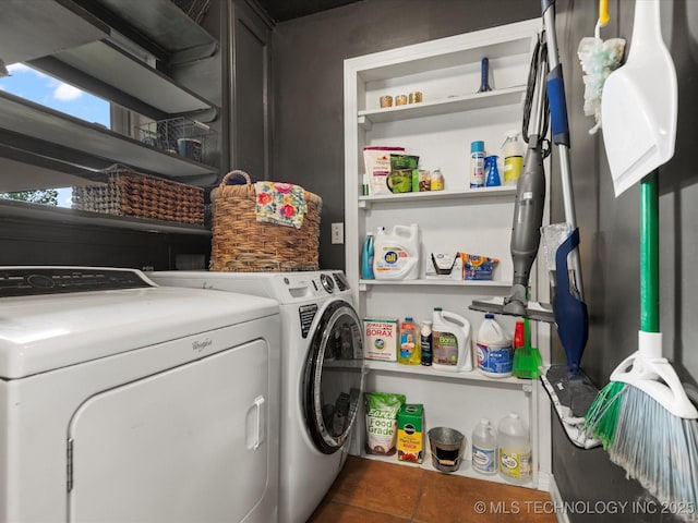 105 Quail Creek Ln, Skiatook, OK 74070 - laundry room with washer and dryer and tile patterned flooring