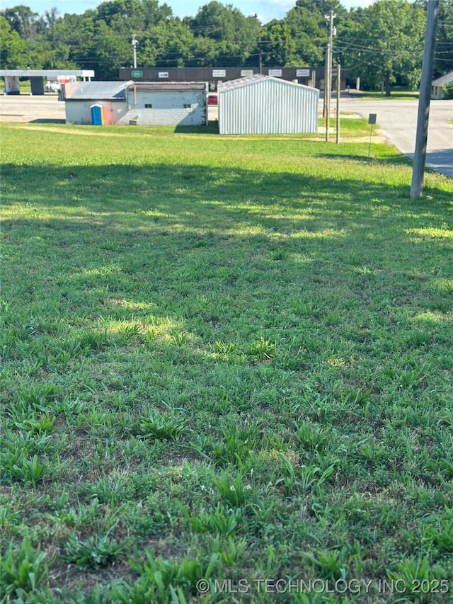 109 S Osage St, Grove, OK 74344
