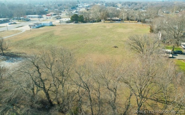 109 S Osage St, Grove, OK 74344