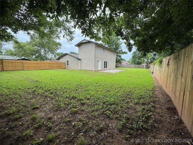 1704 Town And Country Rd, Sand Springs, OK 74063 - view of fenced backyard