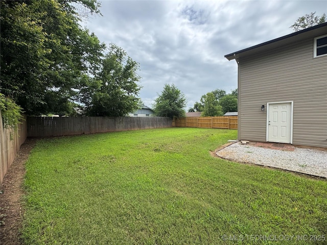 1704 Town And Country Rd, Sand Springs, OK 74063 - view of fenced backyard