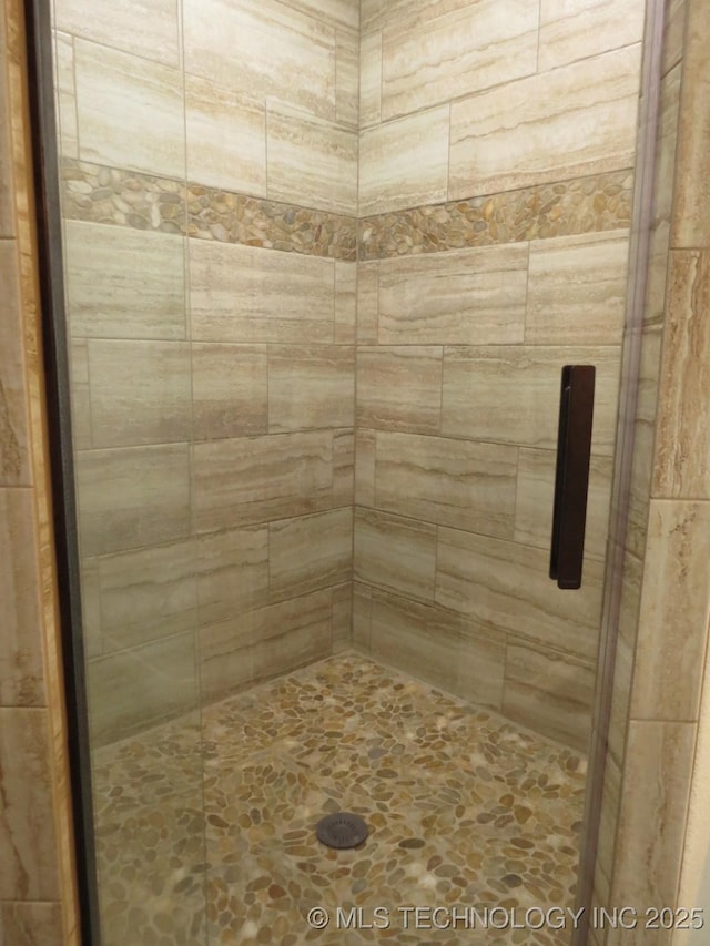 504 Blocker Rd, Mcalester, OK 74501 - bathroom with a shower stall