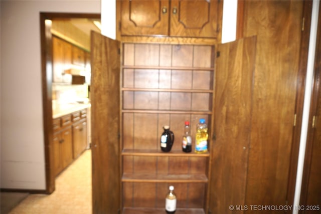 710 N 14th St, Henryetta, OK 74437 - bar with wooden walls