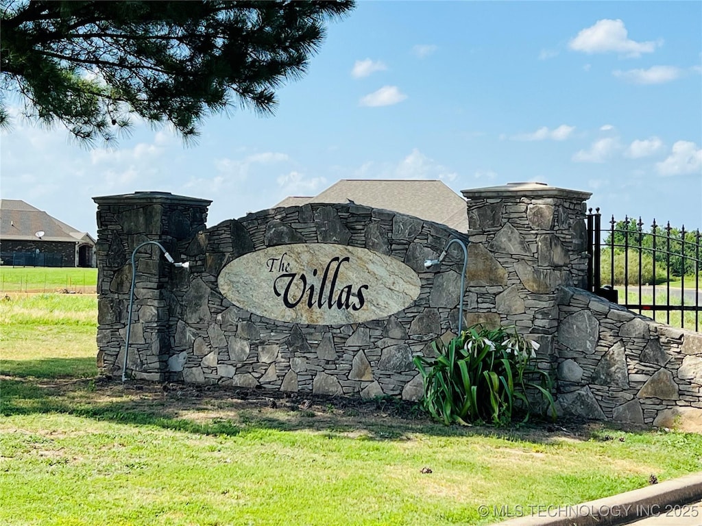 1112 Cobblestone Cir, Muskogee, OK 74403