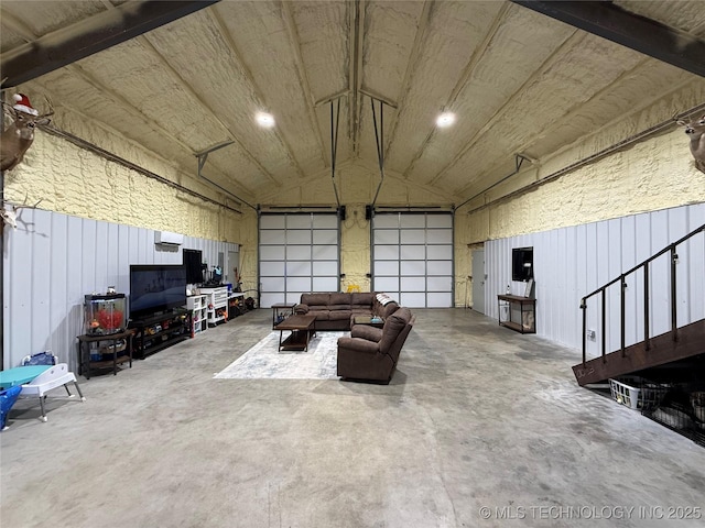 557 High Point Ln, Skiatook, OK 74070 - view of garage