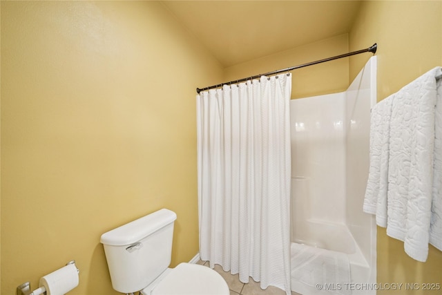 11710 S Willow St, Jenks, OK 74037 - bathroom featuring curtained shower and tile patterned floors