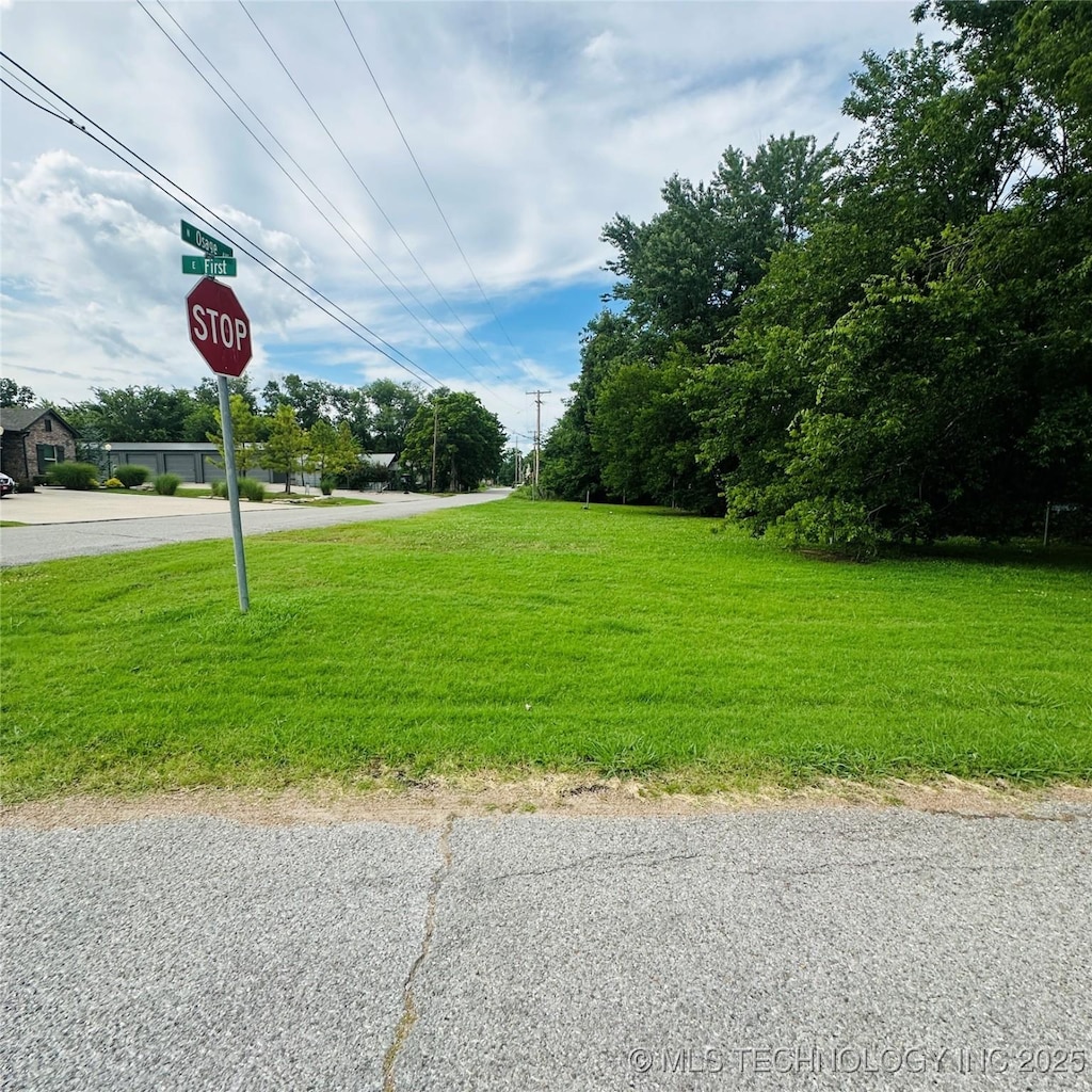 101 E 1st St, Skiatook, OK 74070
