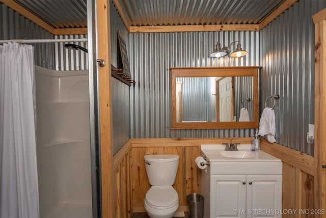 105074 N 3770, Okemah, OK 74859 - full bath with a shower with shower curtain, vanity, and wallpapered walls