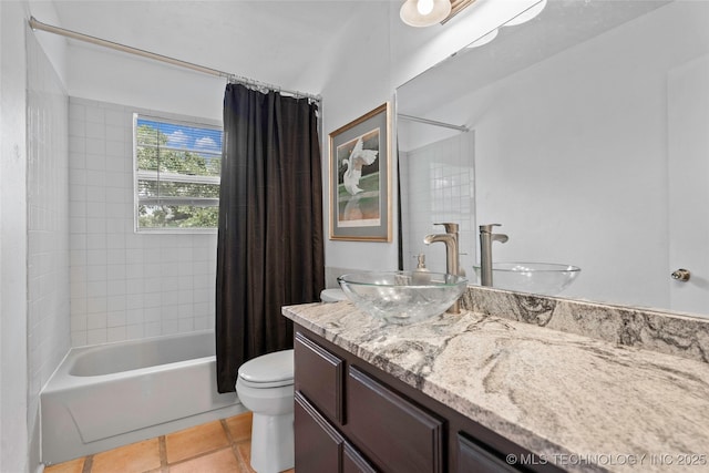 4080 Bud Dr, Sulphur, OK 73086 - bathroom featuring vanity, shower / bath combo with shower curtain, and tile patterned flooring